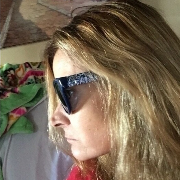 Tory Burch Sunglasses - Picture 4 of 5